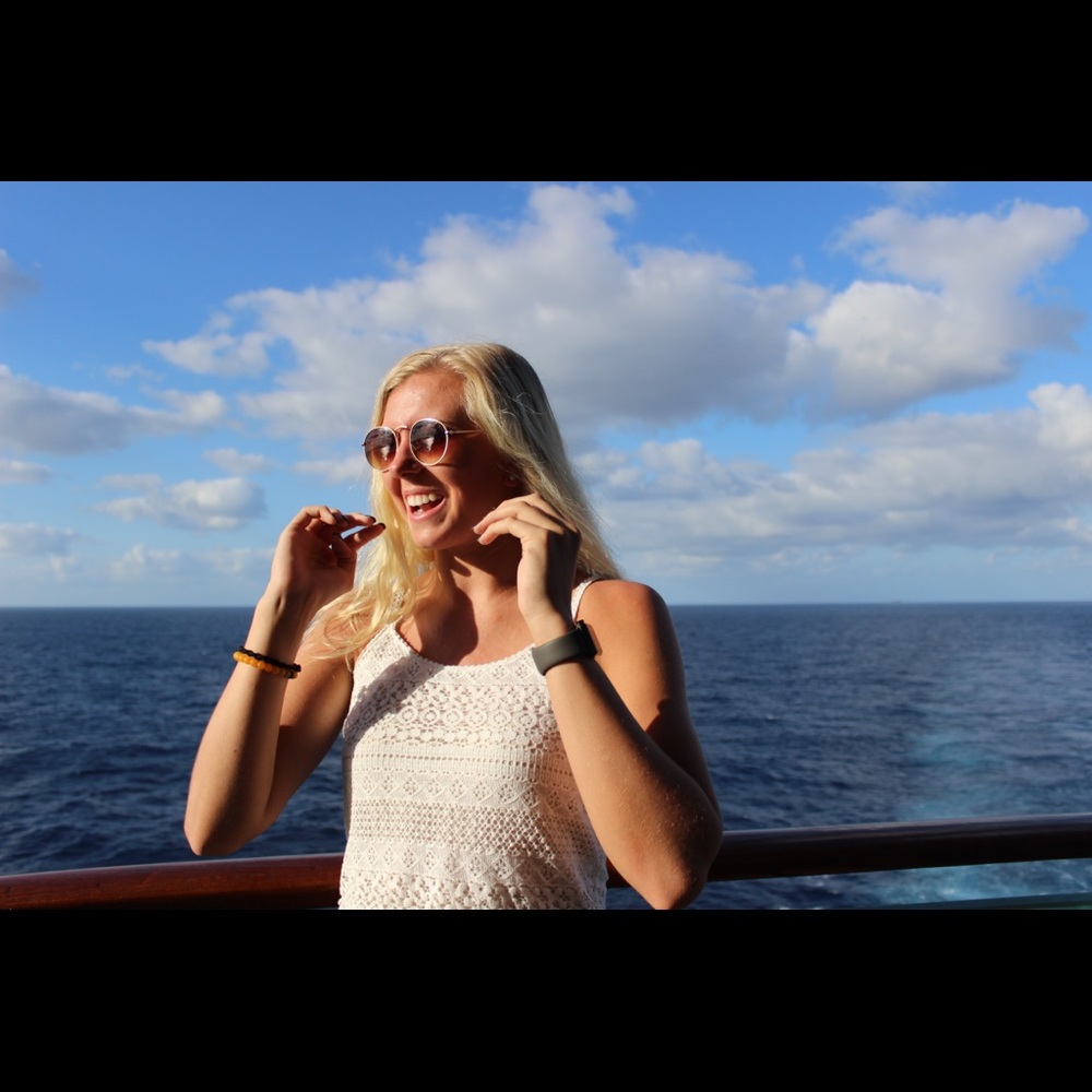 Meet your Posher, Sidney